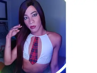 AdriennePusset livejasmin