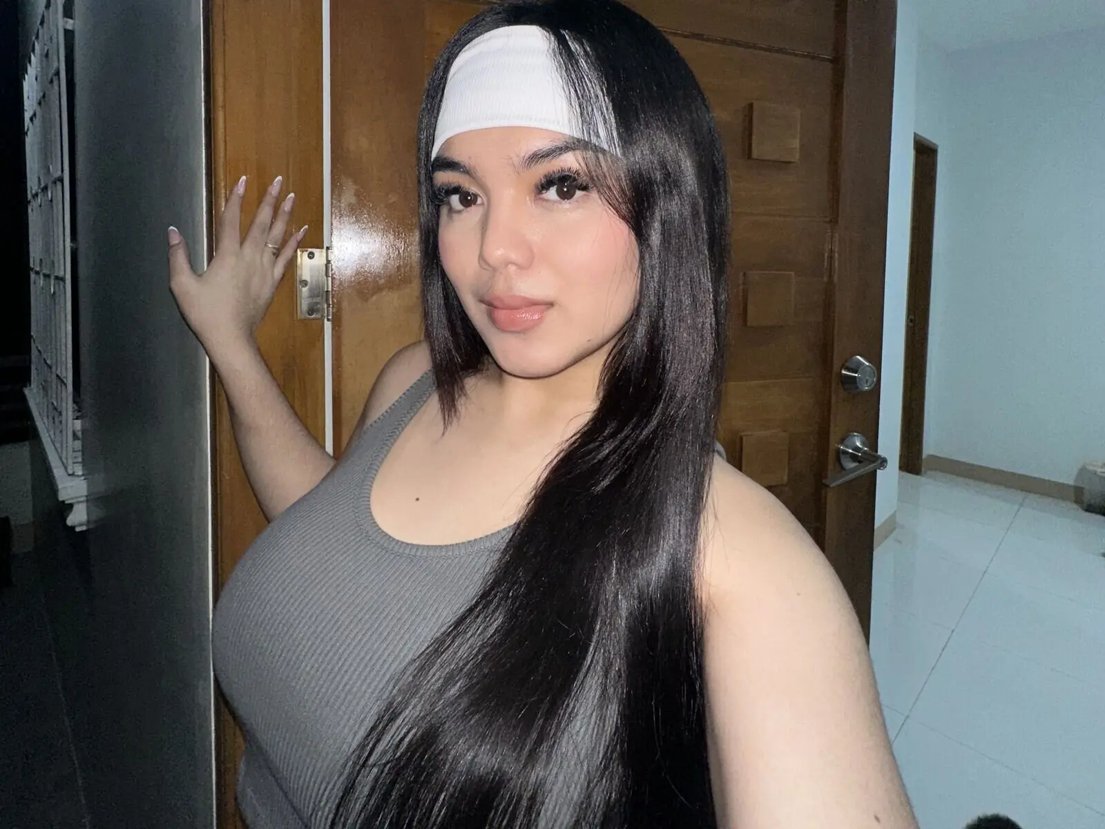 BelleHilton livejasmin