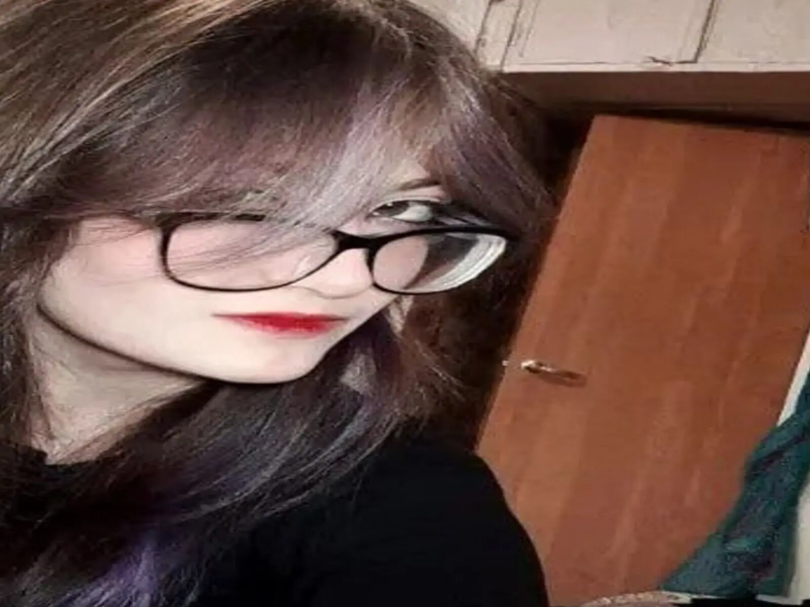 DeberaWoodsmall livejasmin