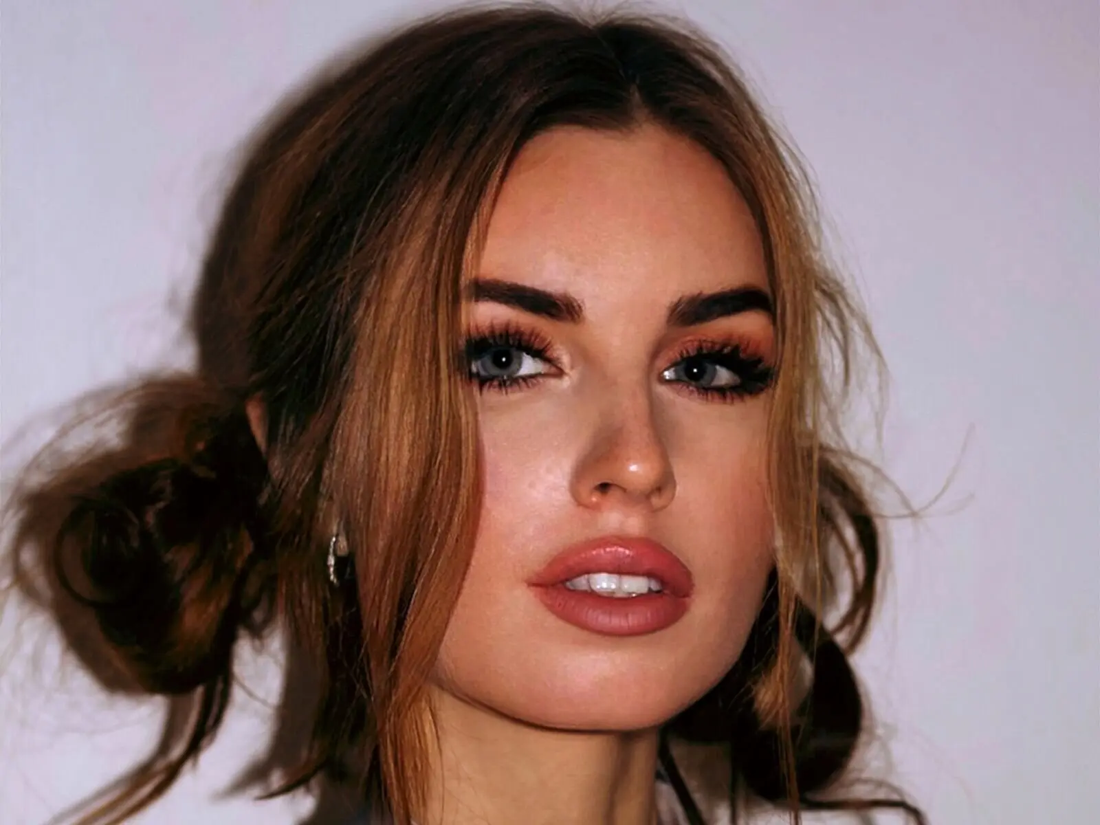 EllenStrawberry livejasmin