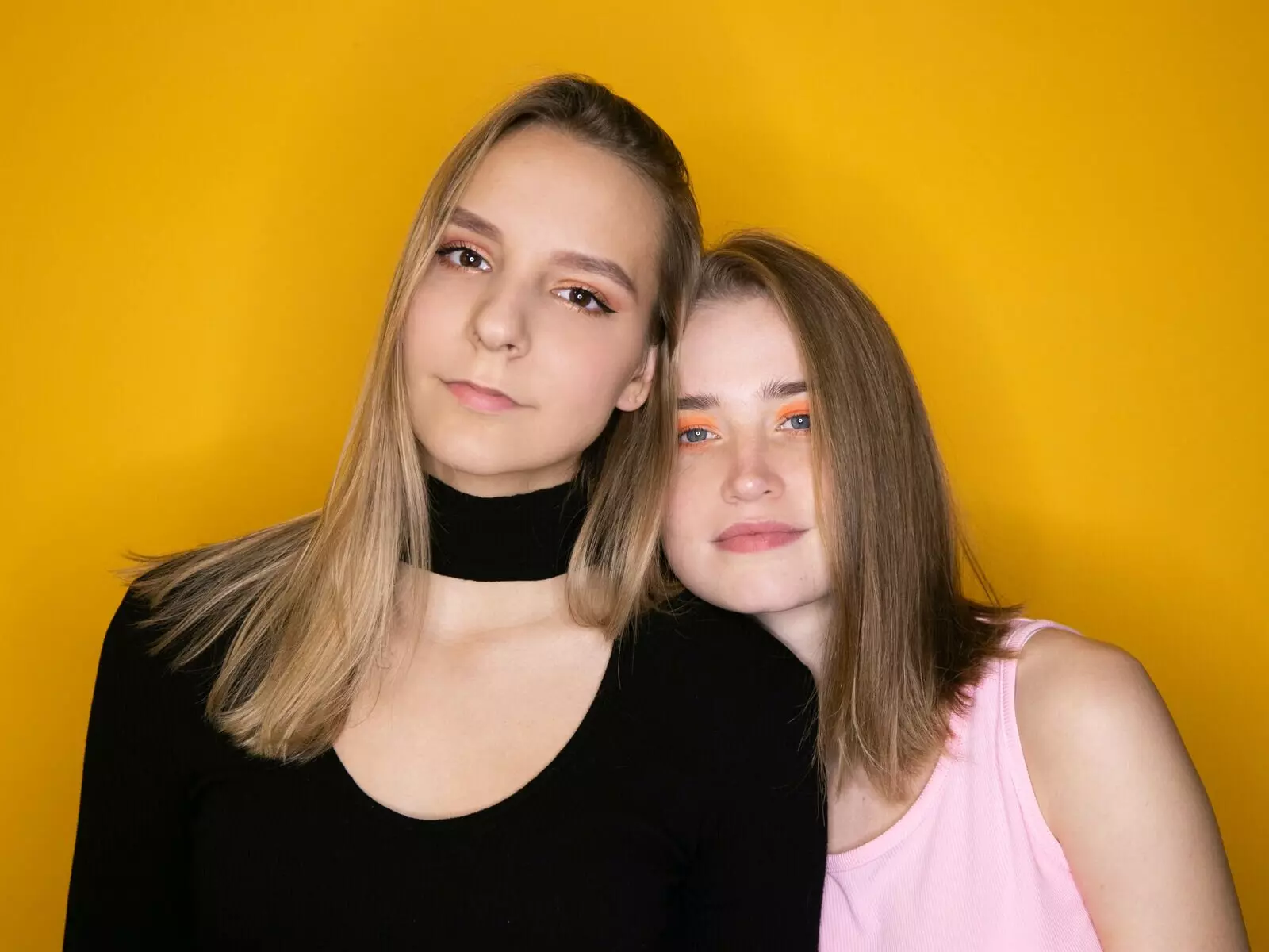 EmmaandGrace livejasmin