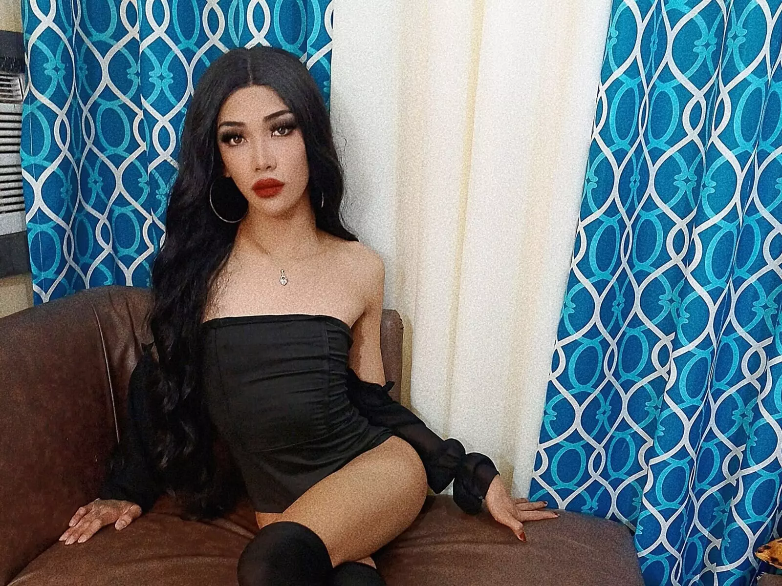 MayoNaice livejasmin