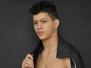 TwinkForever livejasmin